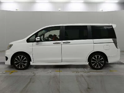 HONDA STEPWGN SPADA
