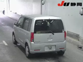Nissan Otti