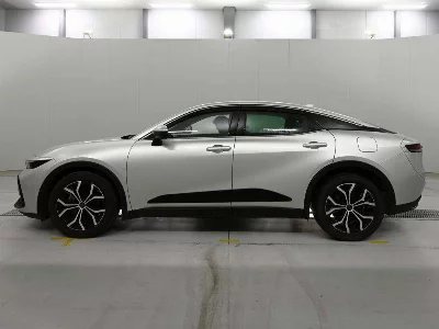 TOYOTA CROWN CROSSOVER