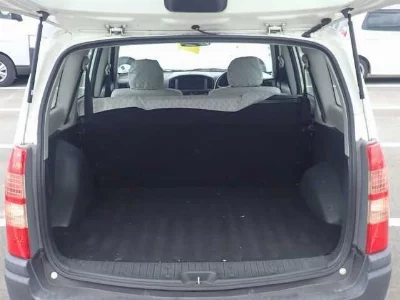 TOYOTA SUCCEED VAN