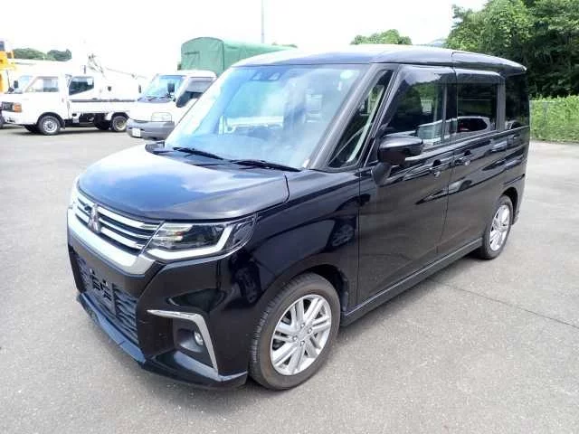 Mitsubishi Delica D:2  с аукциона в Японии