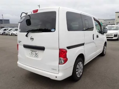 Nissan NV200 VANETTE VAN