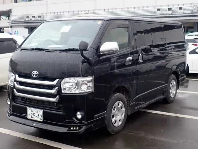 TOYOTA HIACE VAN