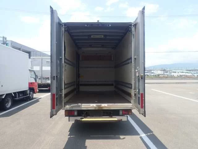 Toyota Dyna  с аукциона в Японии