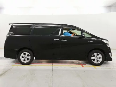 TOYOTA VELLFIRE HYBRID