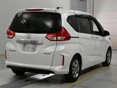 Honda FREED + HYBRID