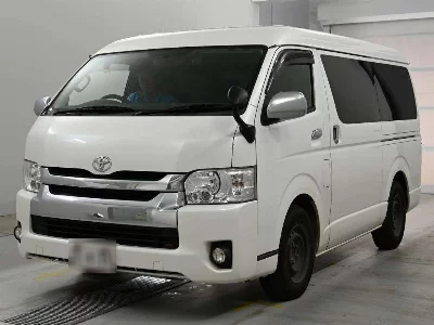 TOYOTA REGIUS VAN