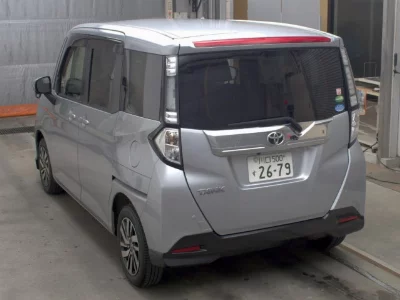 TOYOTA TANK
