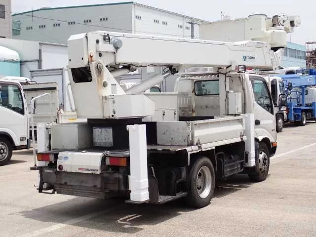 Hino Dutro  с аукциона в Японии