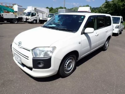 TOYOTA SUCCEED VAN