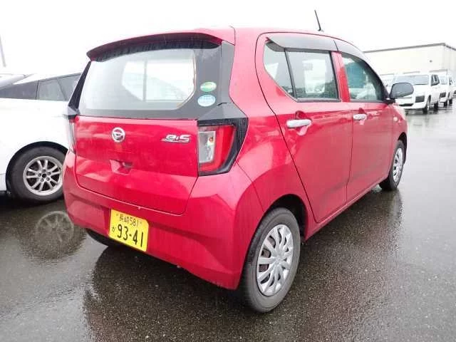 Daihatsu Mira e:S  с аукциона в Японии