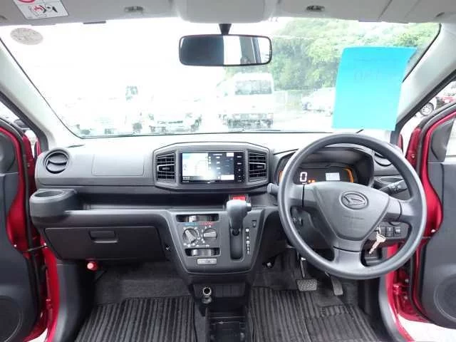 Daihatsu Mira e:S  с аукциона в Японии