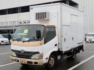 Toyota Dyna  с аукциона в Японии