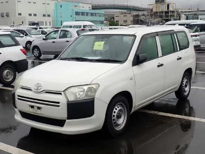 TOYOTA SUCCEED VAN
