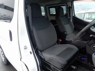 Nissan NV200 VANETTE VAN