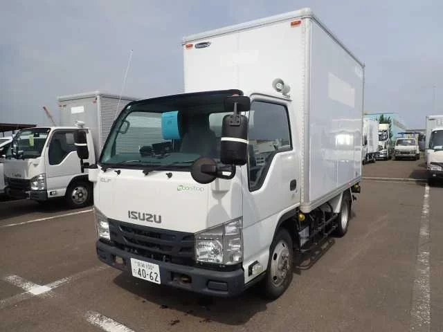 Isuzu Elf  с аукциона в Японии