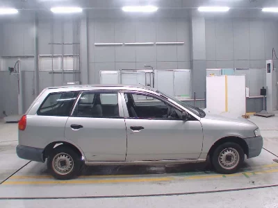 Nissan AD VAN
