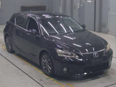 Lexus CT200h