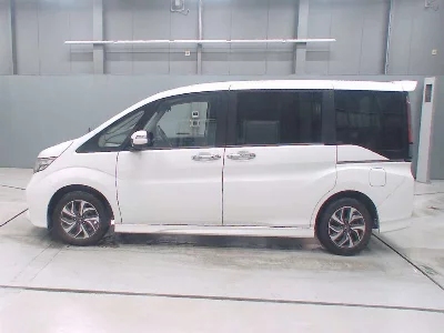 Honda STEPWGN SPADA