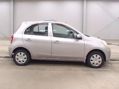 Nissan March