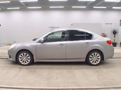 SUBARU LEGACY B4