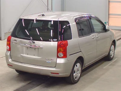 TOYOTA RAUM
