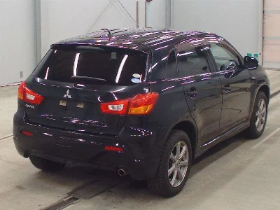 Mitsubishi RVR