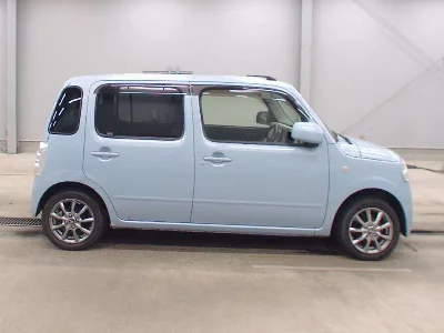 Daihatsu Mira Cocoa