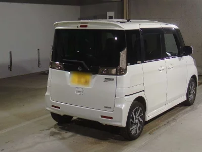 Suzuki Spacia Custom