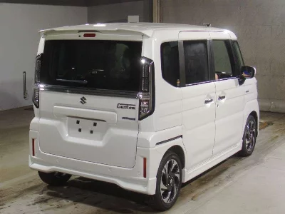 Suzuki Spacia Custom
