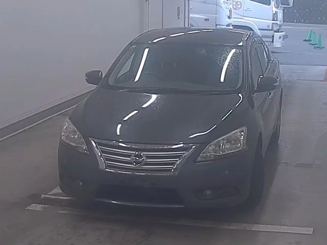 Nissan Sylphy  с аукциона в Японии