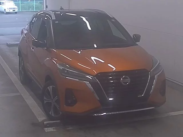Nissan Kicks  с аукциона в Японии