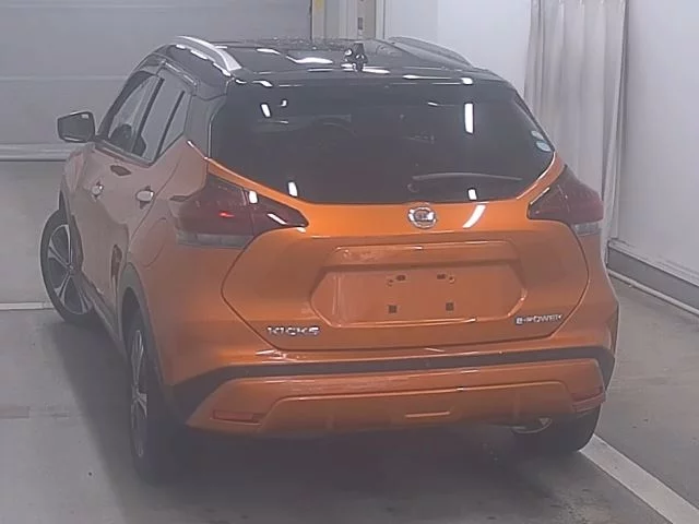 Nissan Kicks  с аукциона в Японии