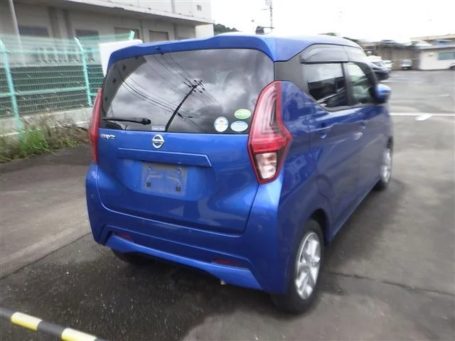 Nissan Dayz  с аукциона в Японии