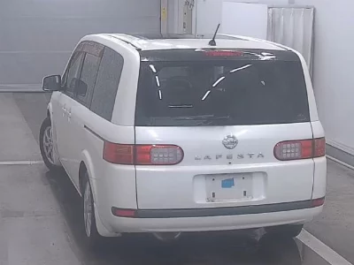 Nissan Lafesta