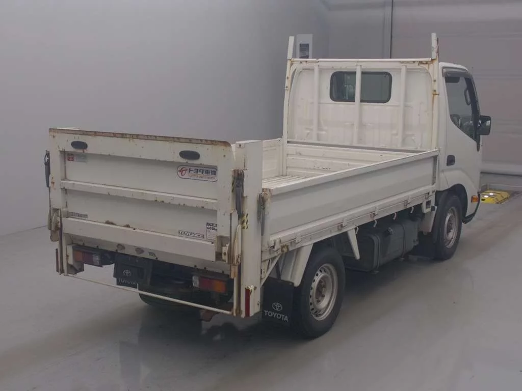 Toyota ToyoAce  с аукциона в Японии