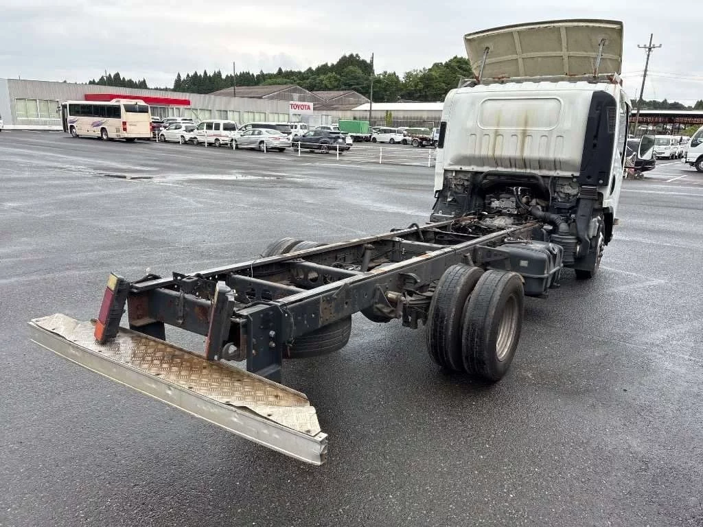 Isuzu Elf  с аукциона в Японии