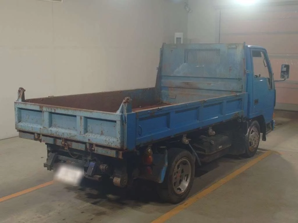 Mitsubishi Fuso Canter  с аукциона в Японии
