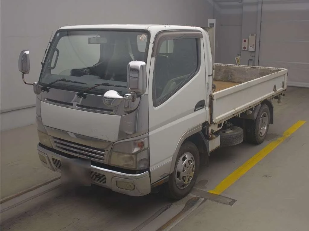 Mitsubishi Fuso Canter  с аукциона в Японии