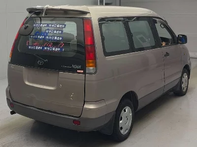 Toyota Lite Ace Noah