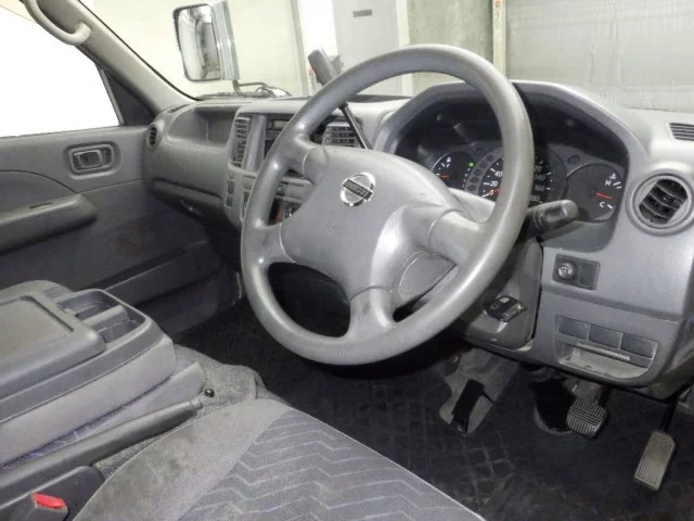 Nissan Caravan  с аукциона в Японии