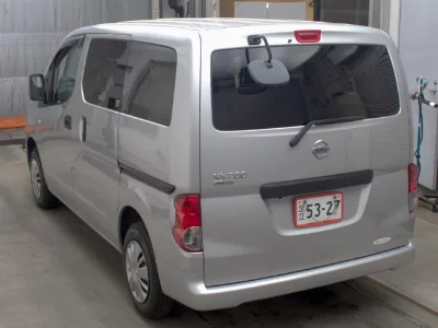Nissan NV200 VANETTE VAN