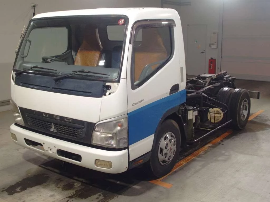Mitsubishi Fuso Canter  с аукциона в Японии