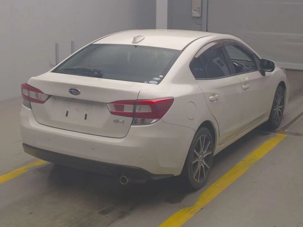 Subaru Impreza  с аукциона в Японии