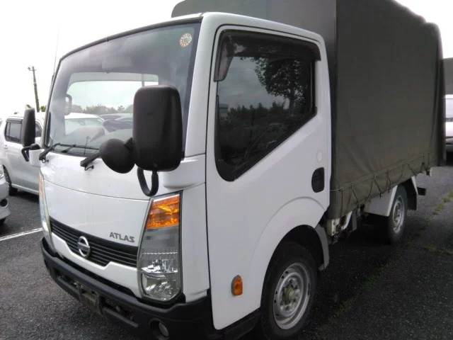 Nissan Atlas  с аукциона в Японии