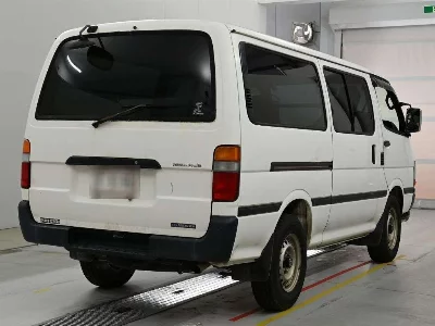 TOYOTA REGIUS VAN