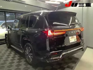 Lexus LX570