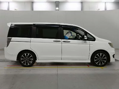 HONDA STEPWGN SPADA