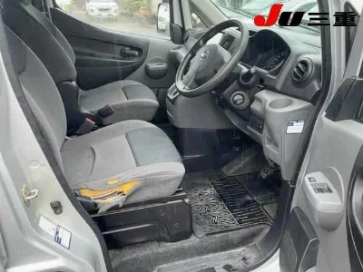Nissan NV200 VANETTE VAN