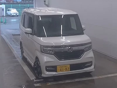 Honda N BOX CUSTOM